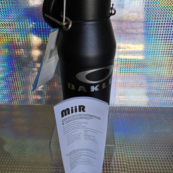 Oakley Howler - Picture 6 of 8